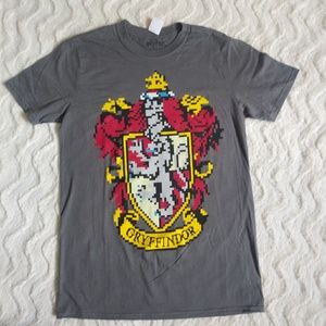 Rare! Harry Potter Gryffindor Crest Bit T Shirt